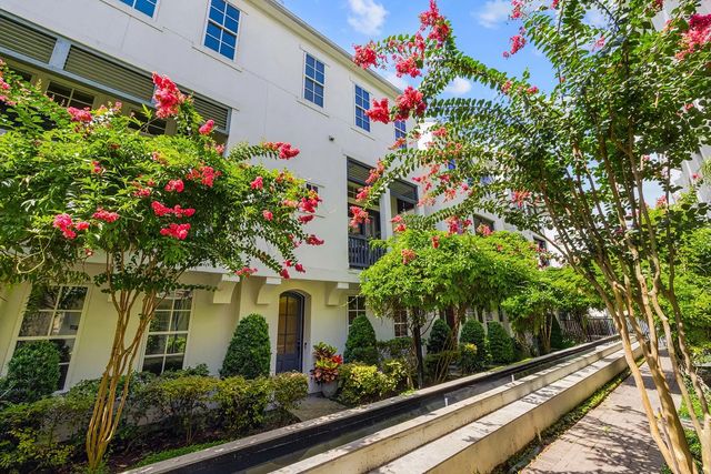 253 E 27th Street, Houston