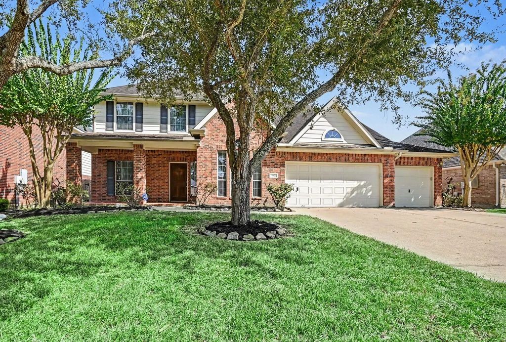 917 Almond Pointe, League City