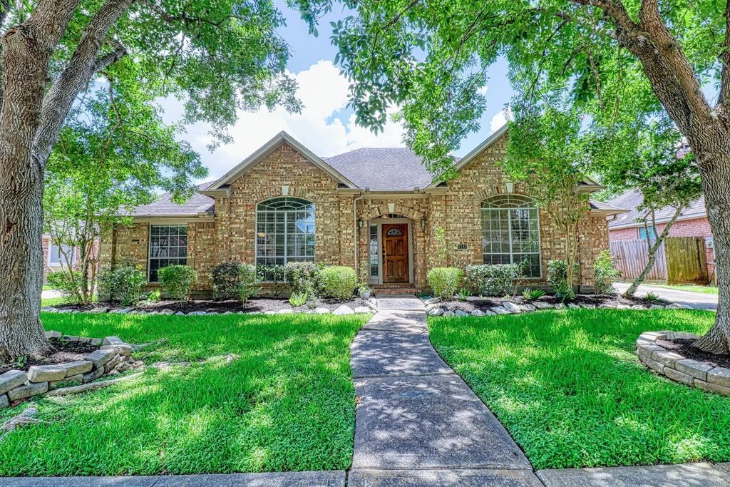 2123 Meadow Park Circle, Missouri City