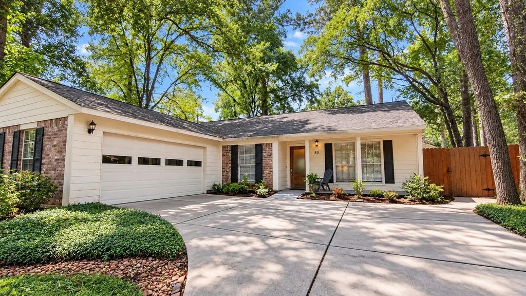 80 W Timberspire Court, The Woodlands