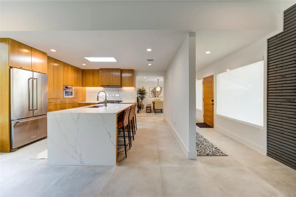 303 Isolde Drive, Houston