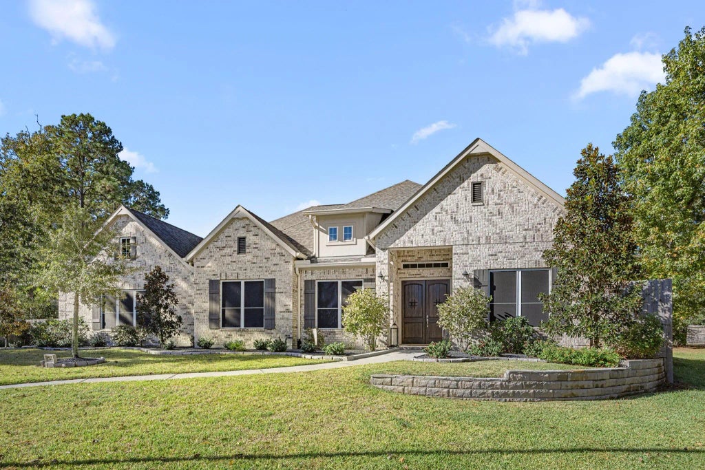 17447 Country Skies, Magnolia