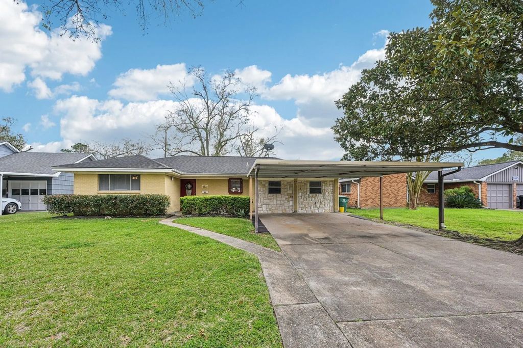 9631 Carousel Lane, Houston
