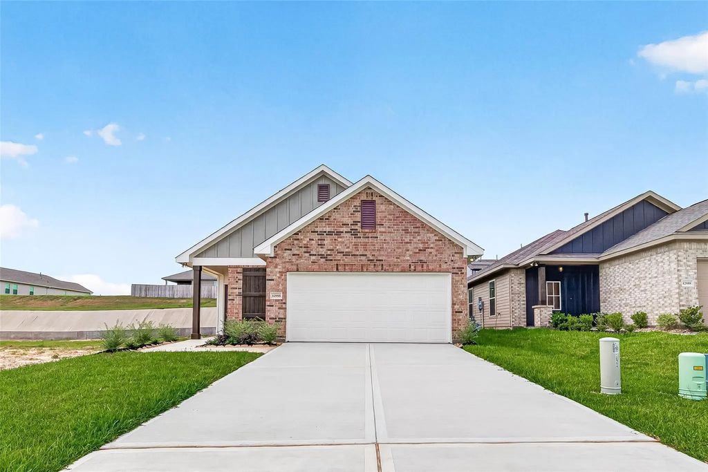 12955 Daniel Springs Lane, Magnolia