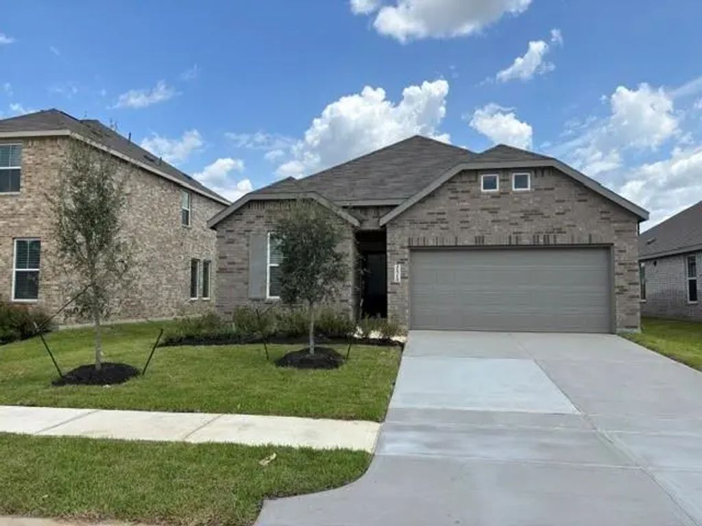 21710 Willow River Canyon Lane, Waller