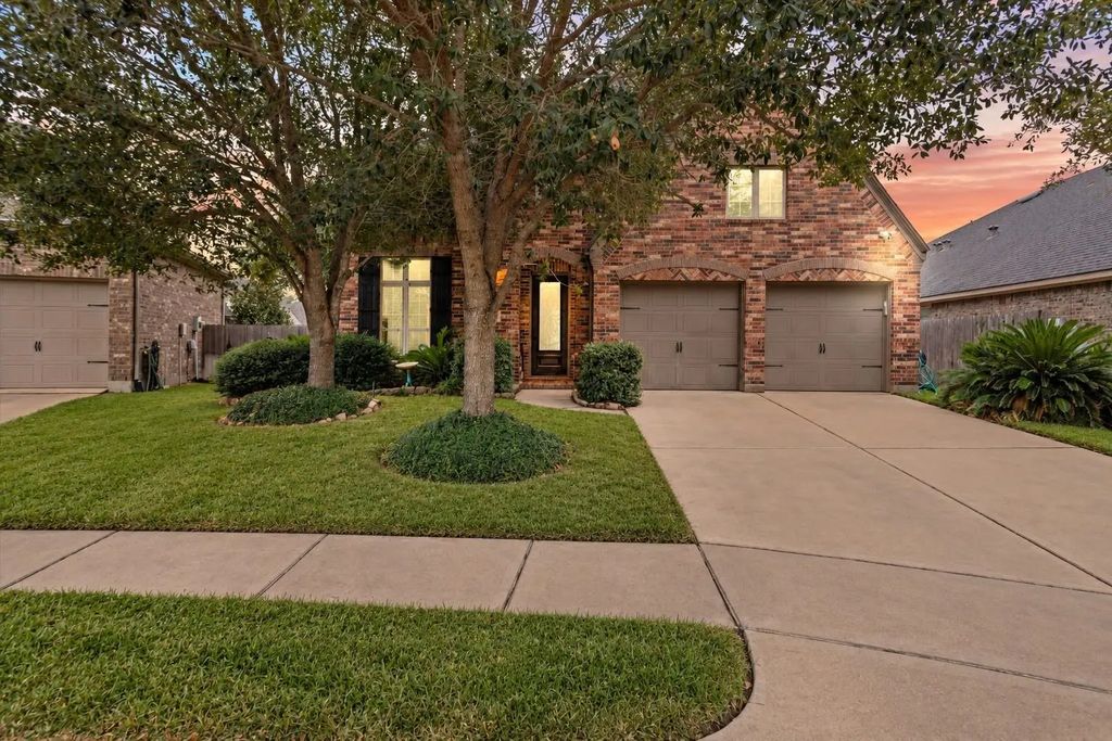 29011 Erica Lee Court, Katy