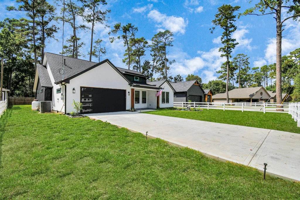 23851 Creekwood Drive, Spring