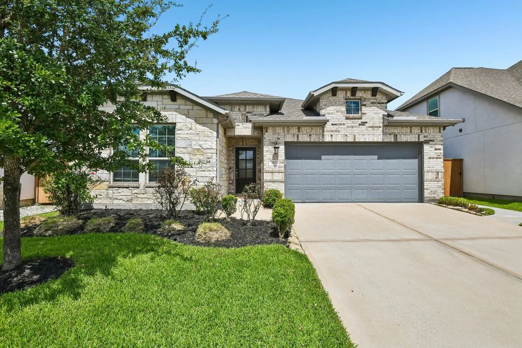 3827 Robinson Bend Drive, Spring