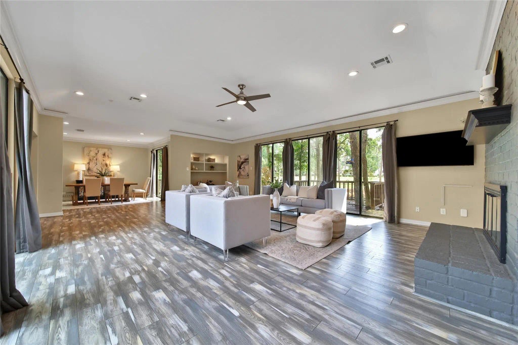 3211 Sunny Knoll Court, Houston