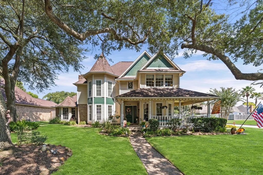 2710 Saint Andrews Place, League City