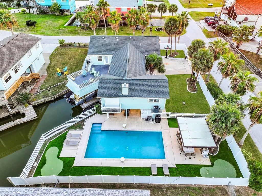 22113 Lampasas Drive, Galveston