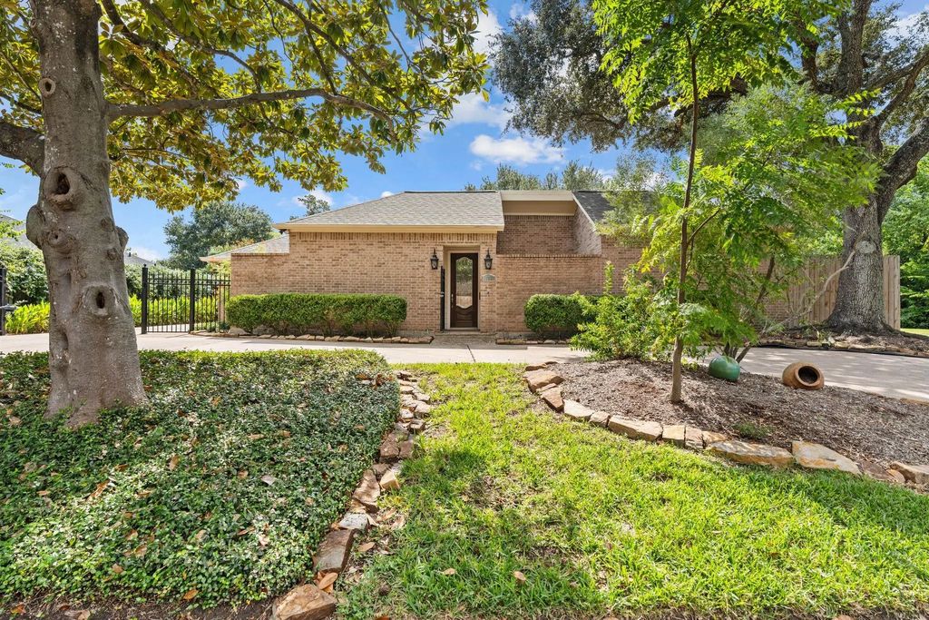 11519 Lakeside Place Drive, Houston