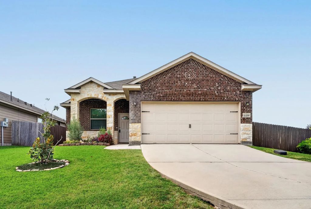14465 Weir Creek Road, Willis