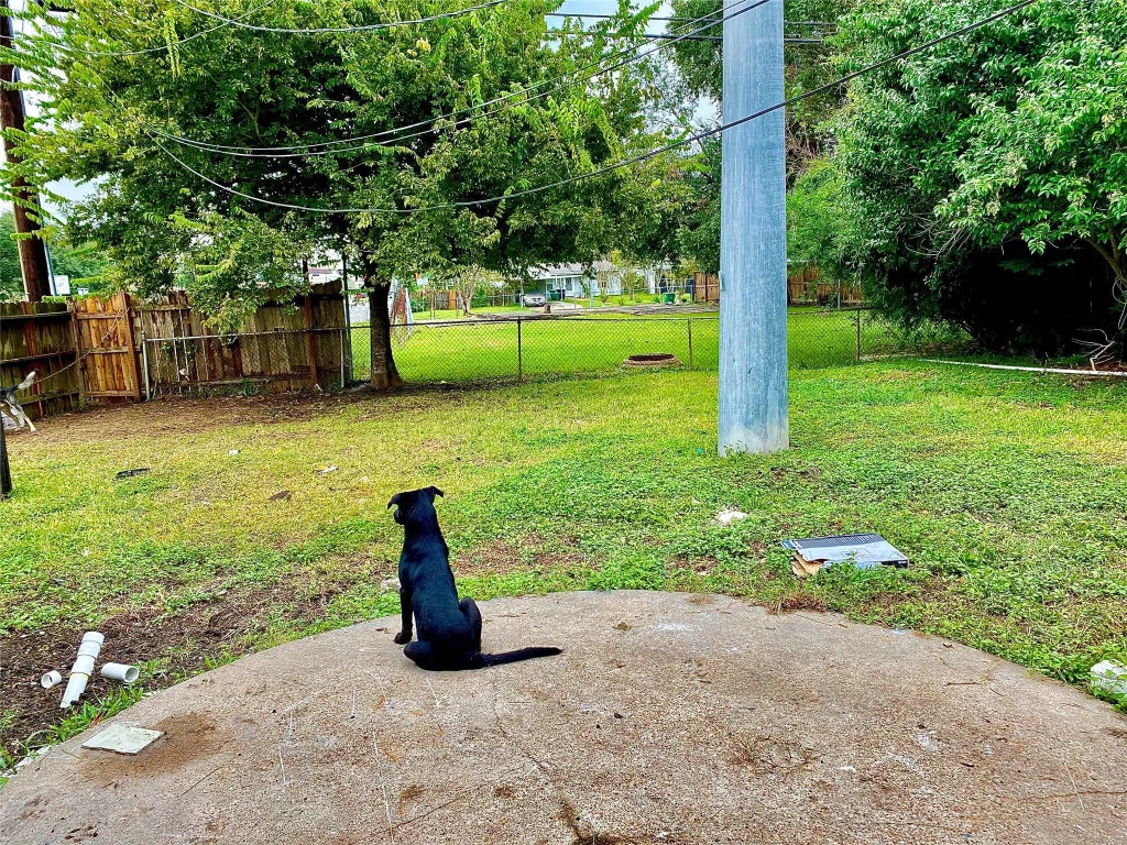 7603 Greendowns Street B, Houston