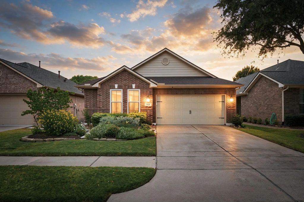 9426 Raven Lake Court, Cypress