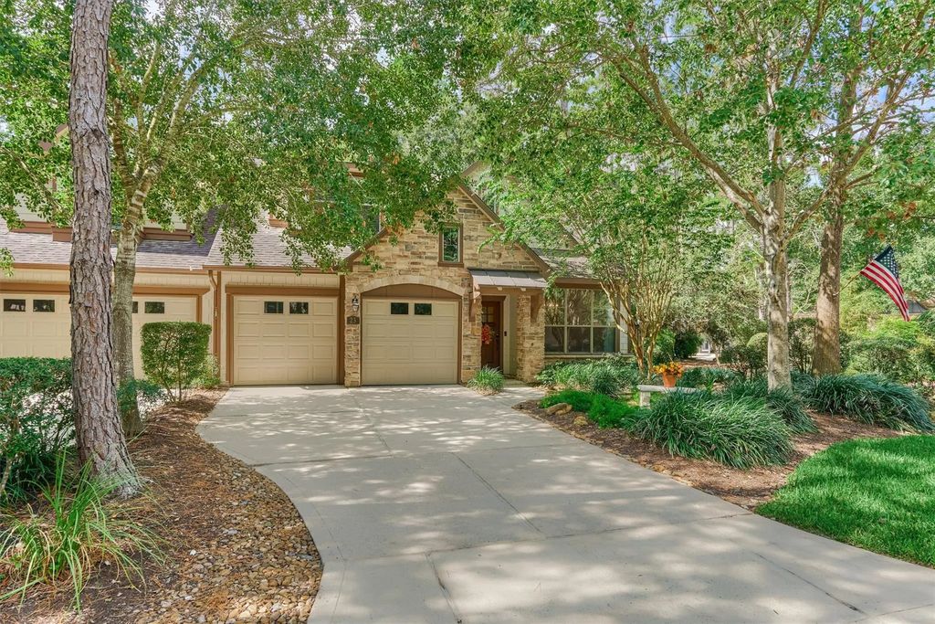 23 Douvaine Court, The Woodlands