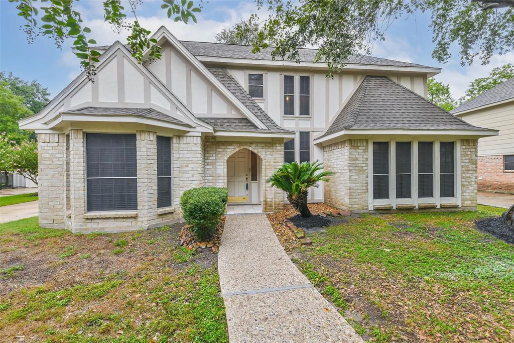 6718 Gentle Bend Drive, Houston