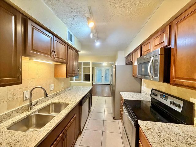 5800 Lumberdale Road 86, Houston