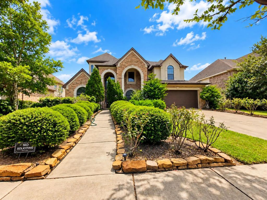 2514 Barcelona Way, League City