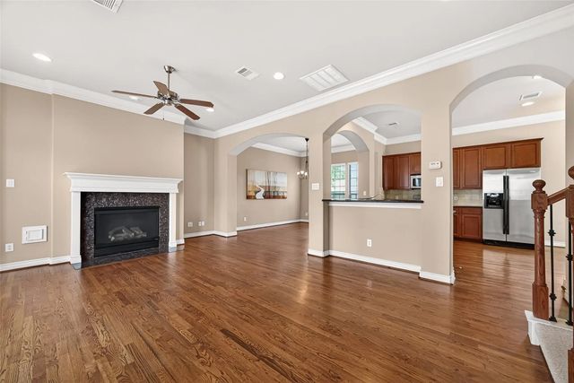 8810 Lakeshore Bend Drive, Houston