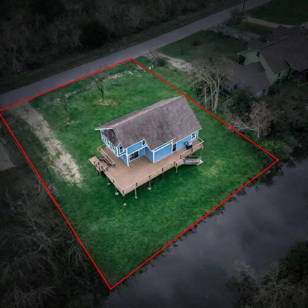 12827 Sandpiper Road, Angleton