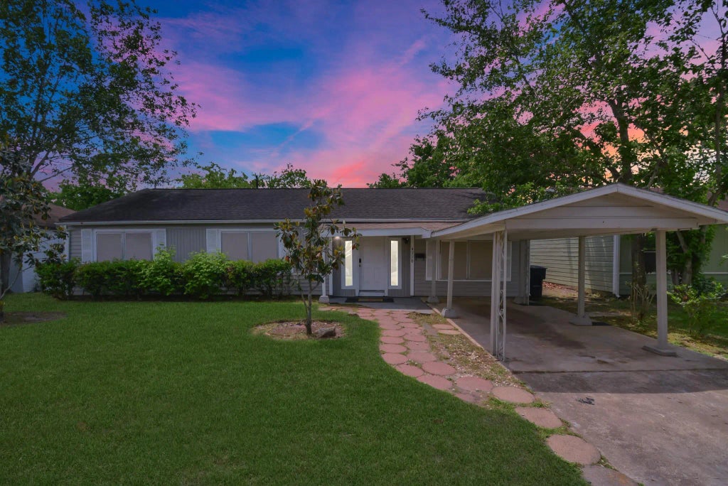 4710 Paradise Lane, Houston