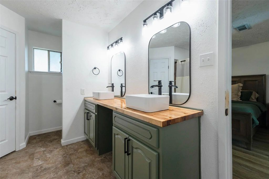 7534 Stone Pine Lane, Houston