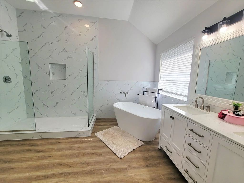 5015 Aquilla Court, Missouri City