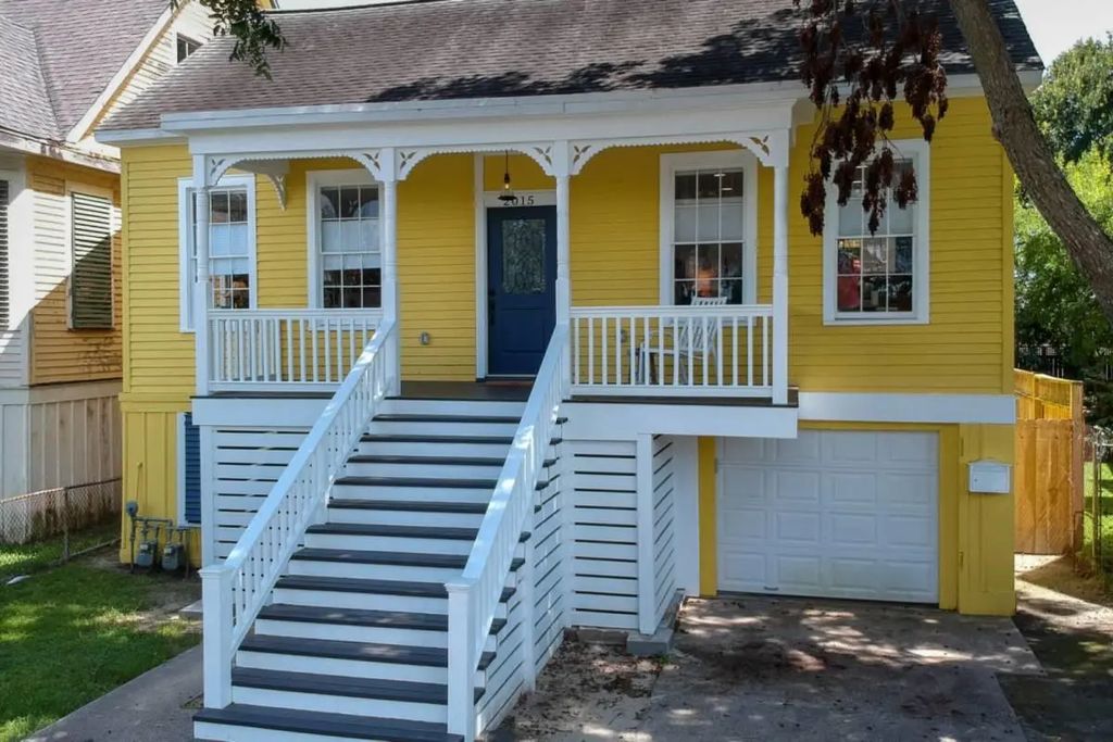 2015 Avenue L, Galveston