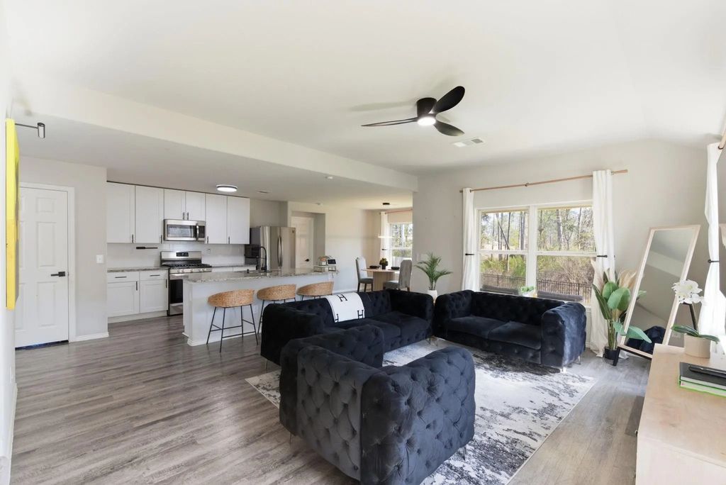 8027 Dauntless Drive, Magnolia