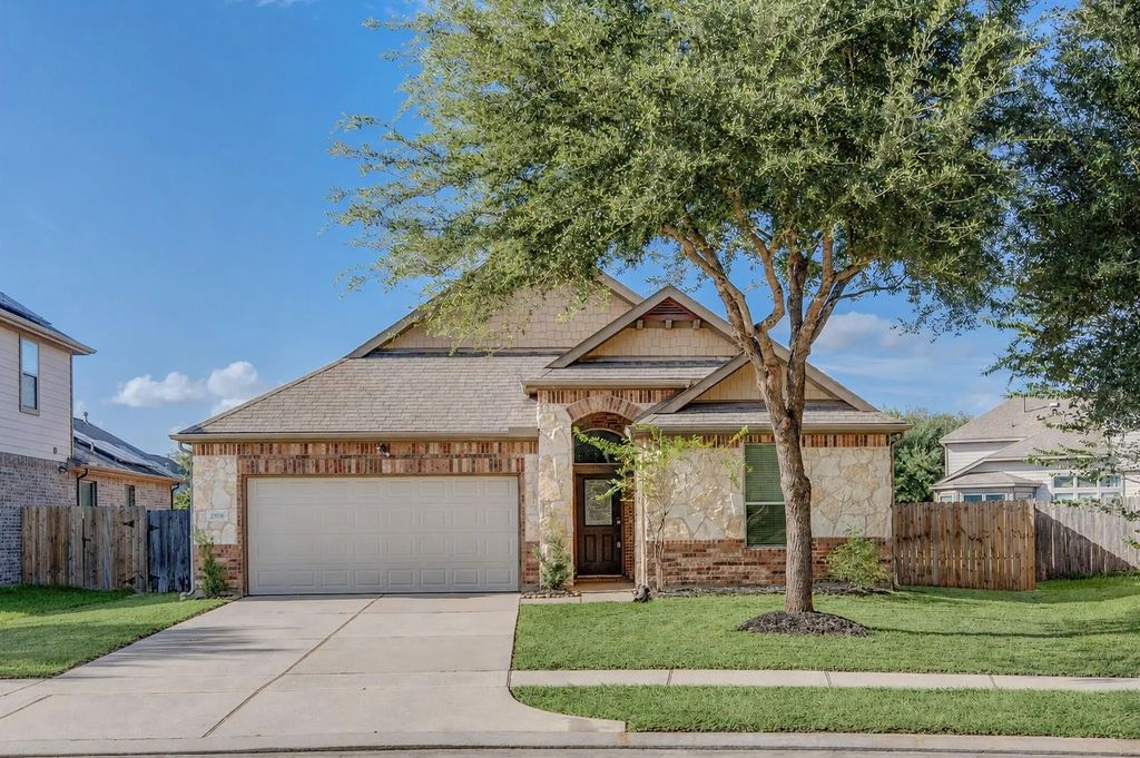 26306 Julia Manor Drive, Richmond