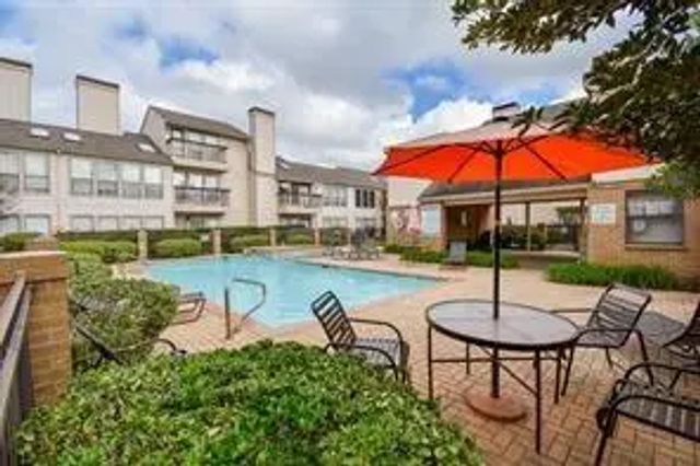 2277 S Kirkwood Road 902, Houston