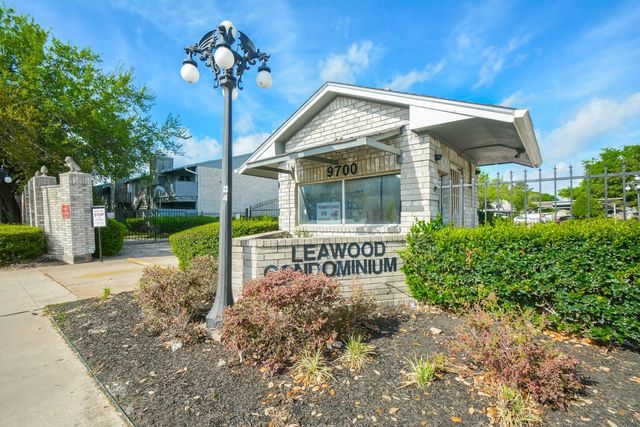 9700 Leawood Boulevard 1601, Houston