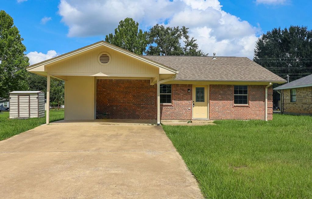 1006 Lynn Street, Diboll