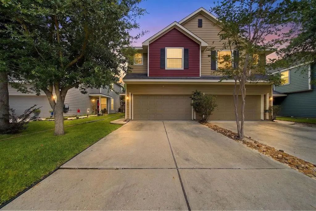 8915 Elm Drake Lane, Humble