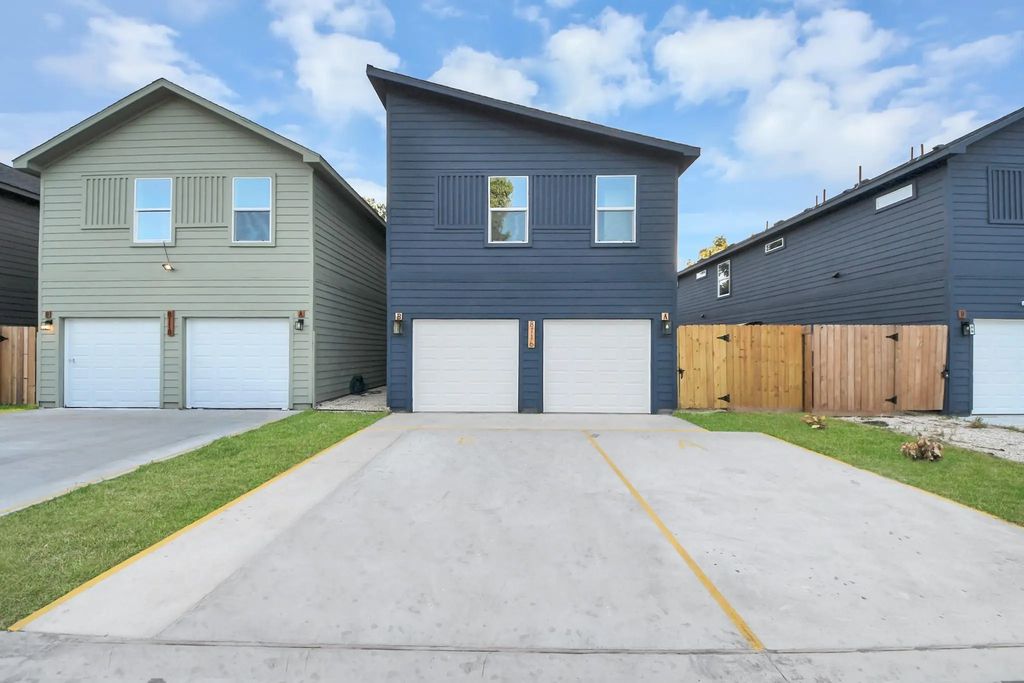 8116 De Priest Street A, Houston