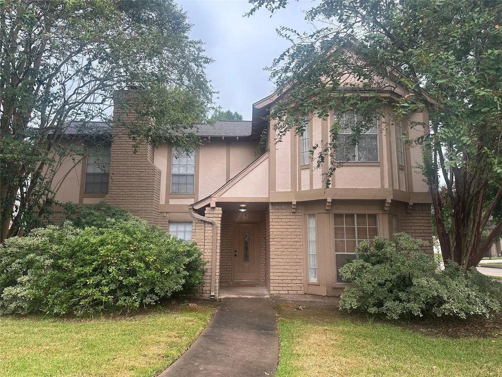 14802 Sagamore Hills Drive, Houston
