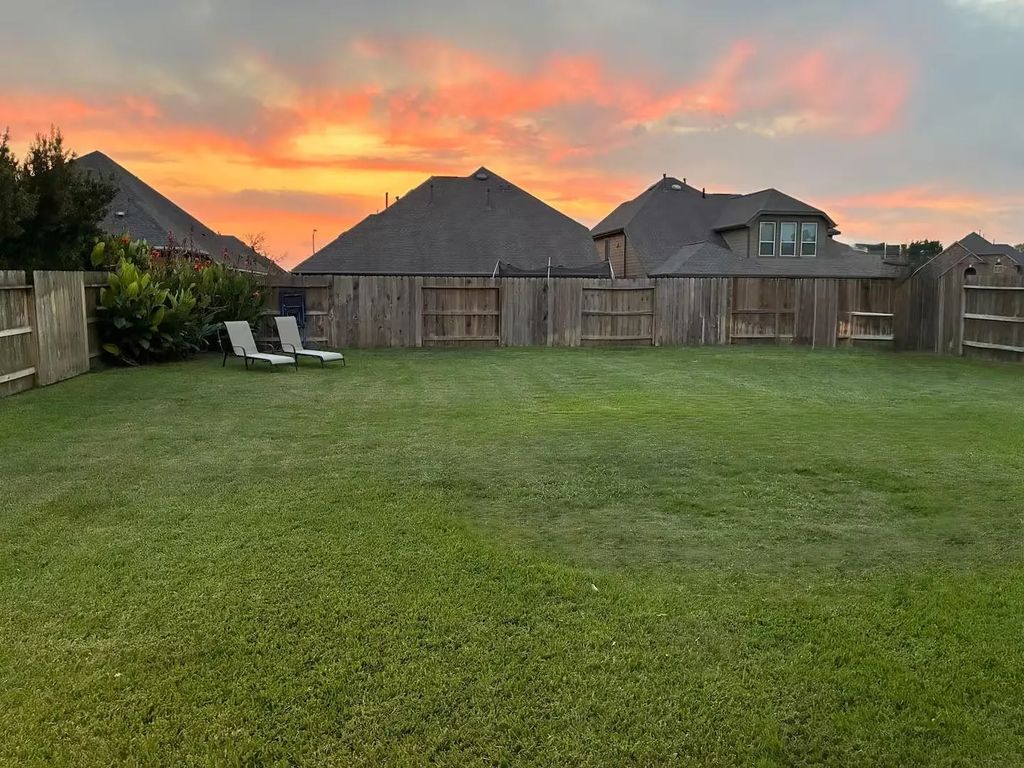 18919 Pointers Creek Lane, Cypress