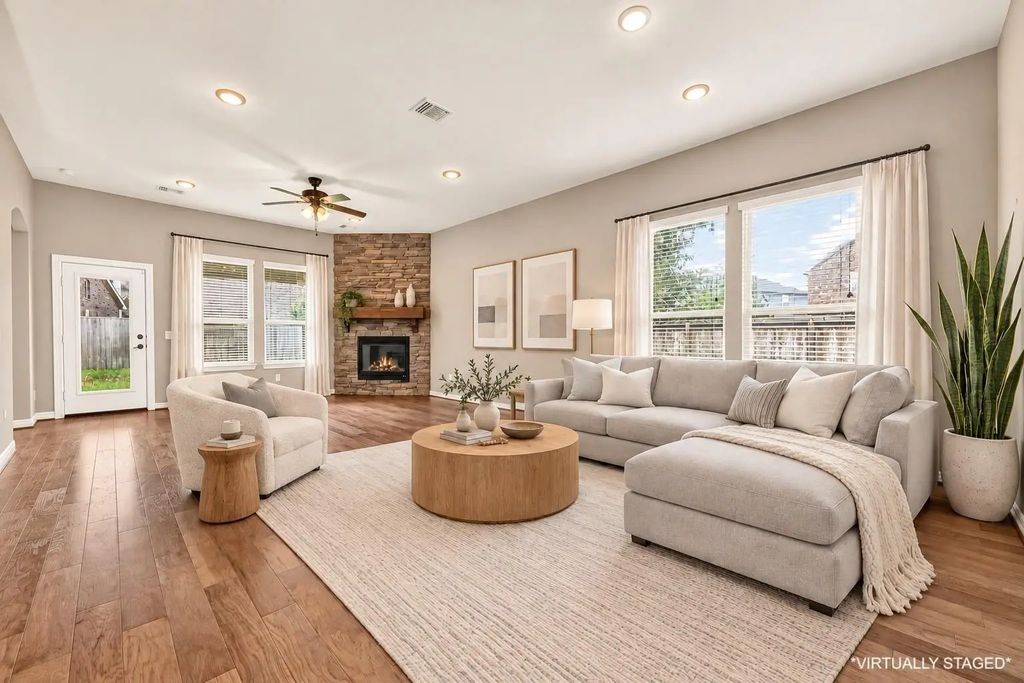 10911 Birchwood Knoll Court, Richmond
