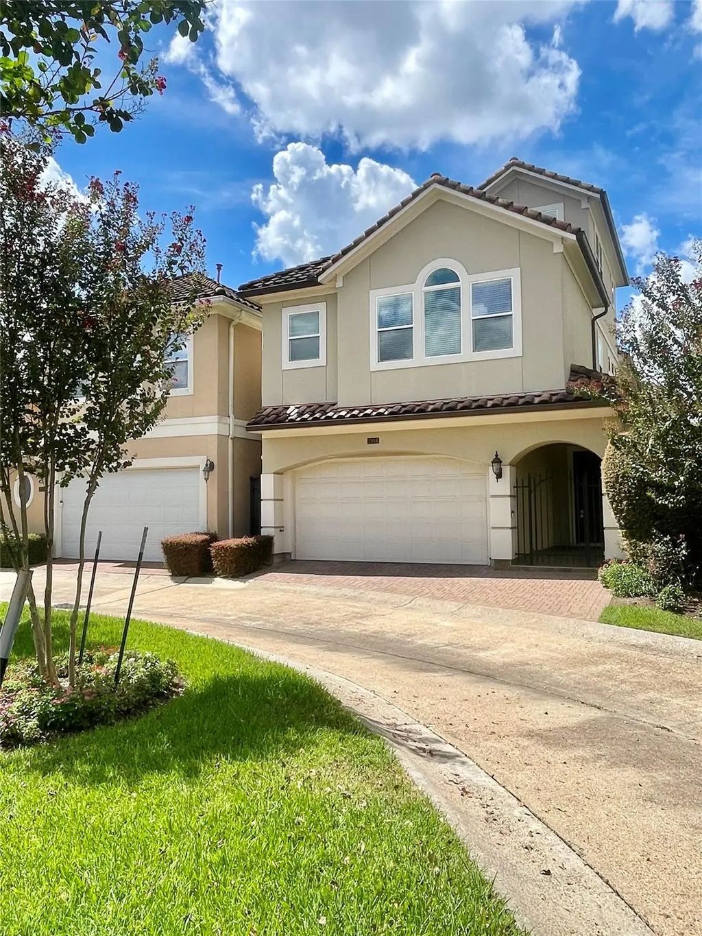 2816 Mcculloch Circle, Houston
