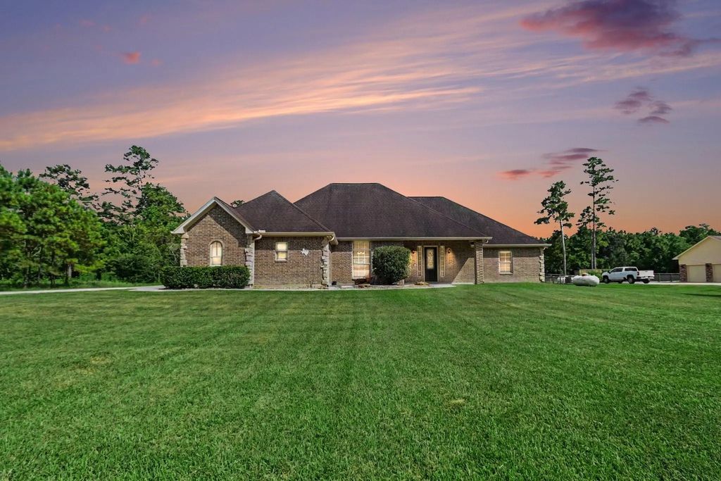 7211 Bayou Timbers Drive, Alvin