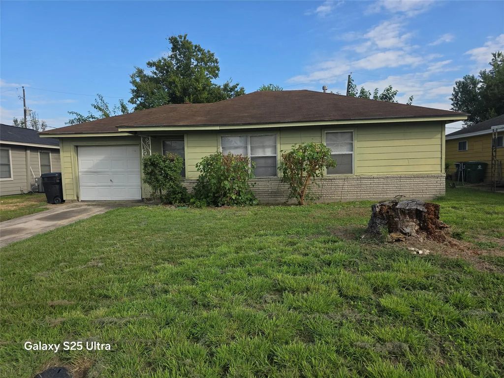 8519 Richcroft Street, Houston