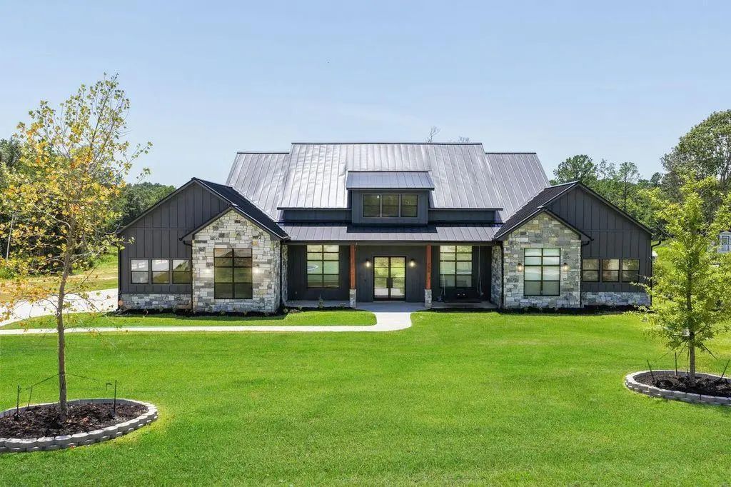 150 Quiet Springs Trail, Willis
