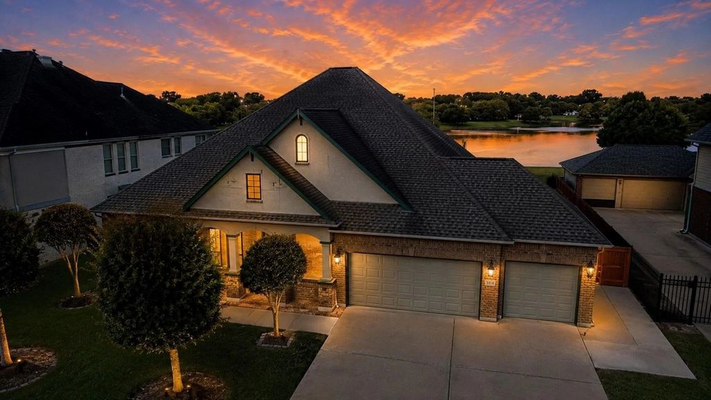 8218 Silent River Drive, Richmond