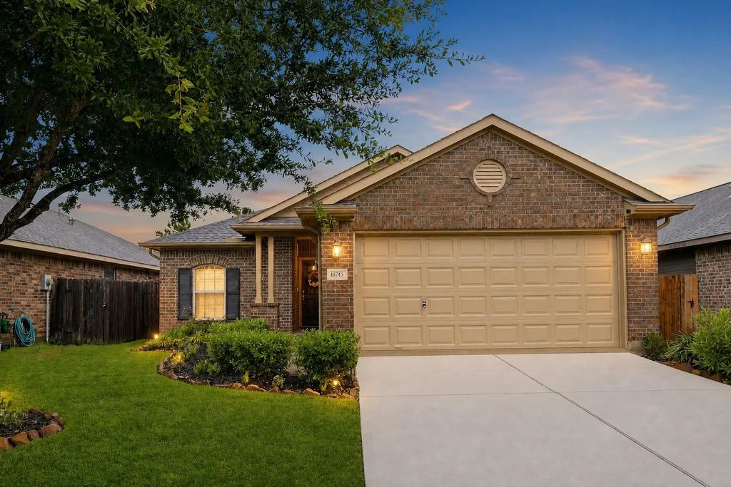 18743 Majestic Vista Lane, Richmond