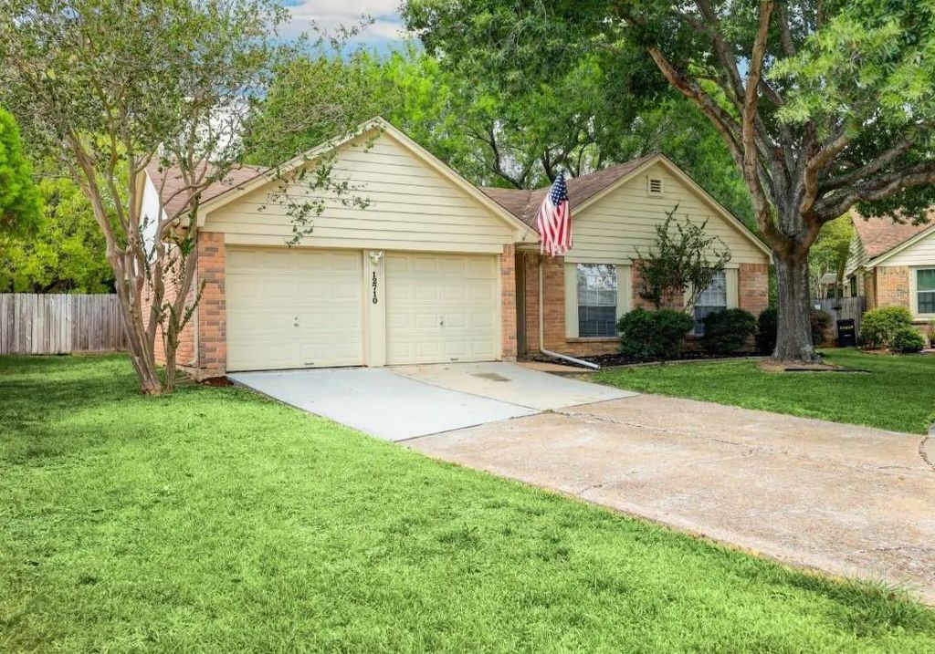 12710 Fenimore Court, Sugar Land