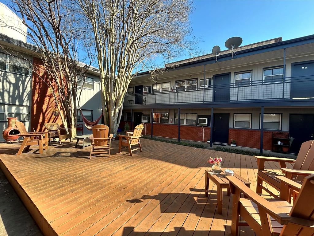4207 Mt Vernon 8, Houston