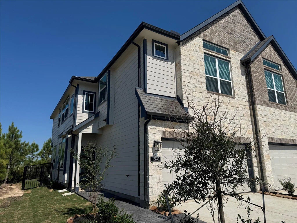 12730 Maravillas Gap Lane, Cypress