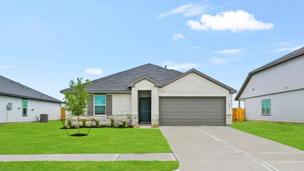 108 Rustic Creek Court, Dayton