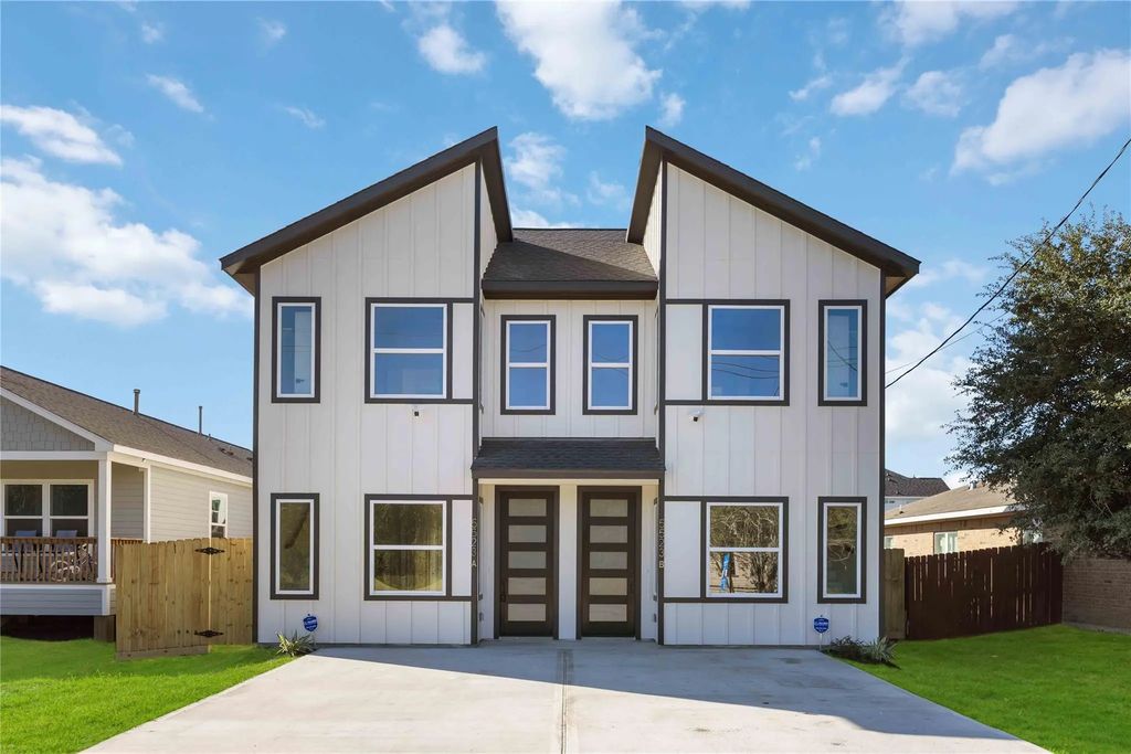 7215 Sandra Street A-b, Houston